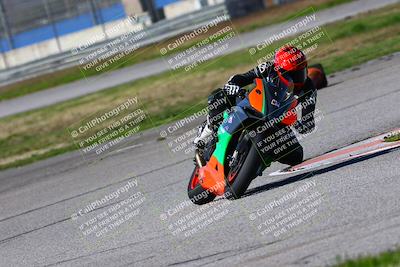 media/Jan-21-2023-Fastrack Riders (Sat) [[fcf3f88a30]]/Level 3/Session 4 Turn 6-Mountian Shot/